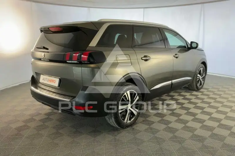 2019 Peugeot 5008