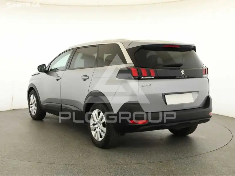 2019 Peugeot 5008