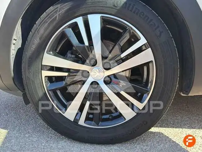 2019 Peugeot 5008