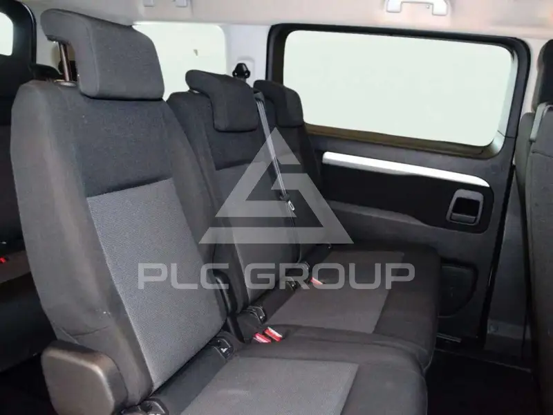 2019 Peugeot Traveller
