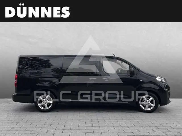 2019 Peugeot Traveller