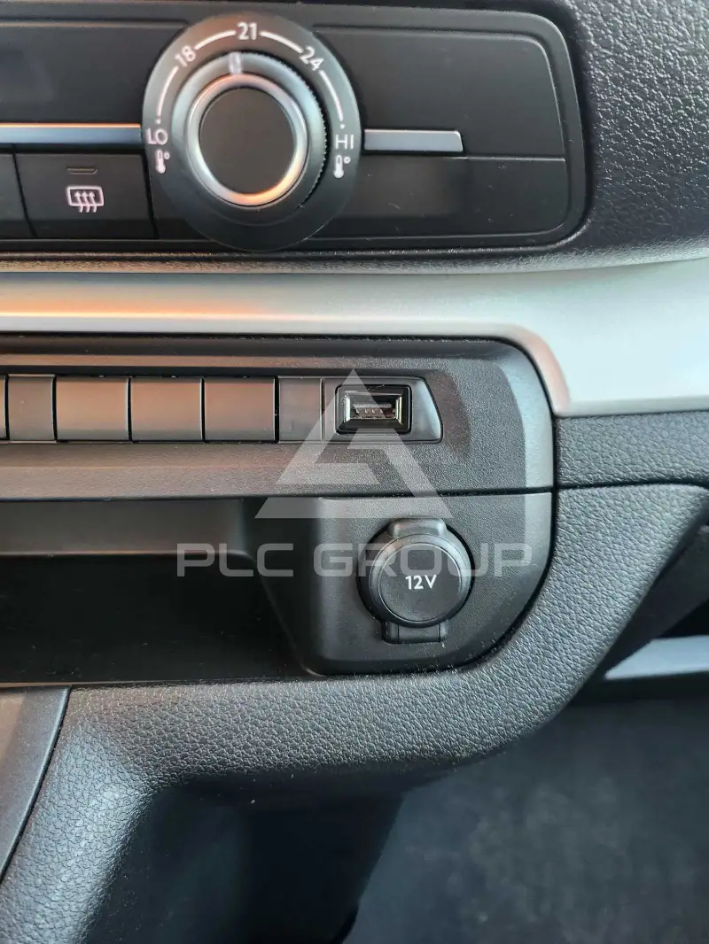 2019 Peugeot Traveller
