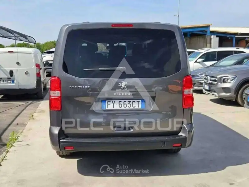 2019 Peugeot Traveller