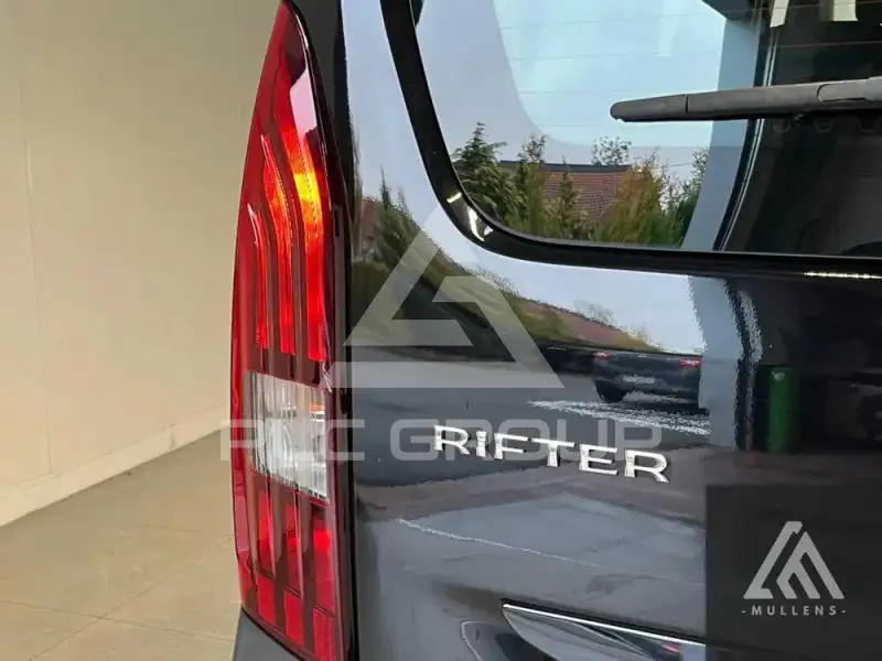 2019 Mercedes Benz C-Class