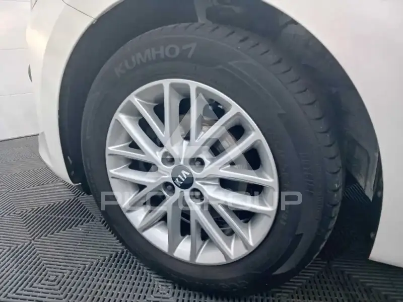 2019 KIA Rio