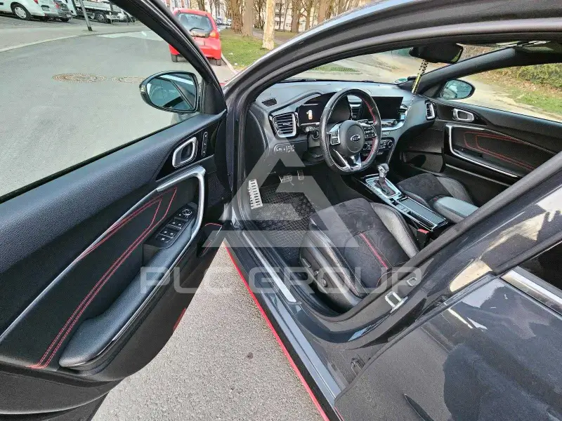 2019 KIA Ceed
