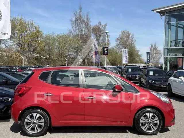 2019 KIA Venga