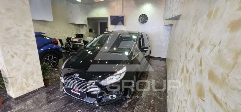 2019 Ford S-Max