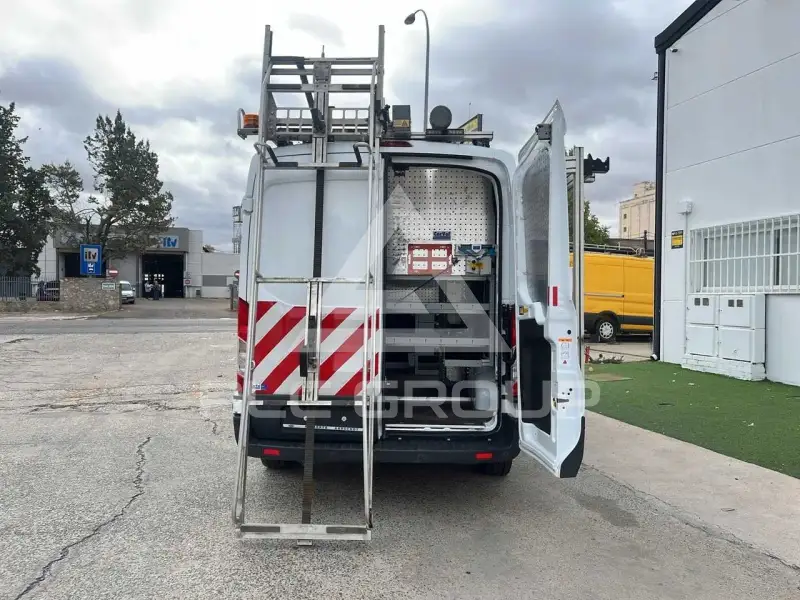 2019 Ford TRANSIT