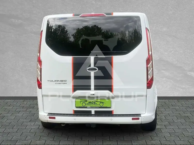 2019 Ford Tourneo