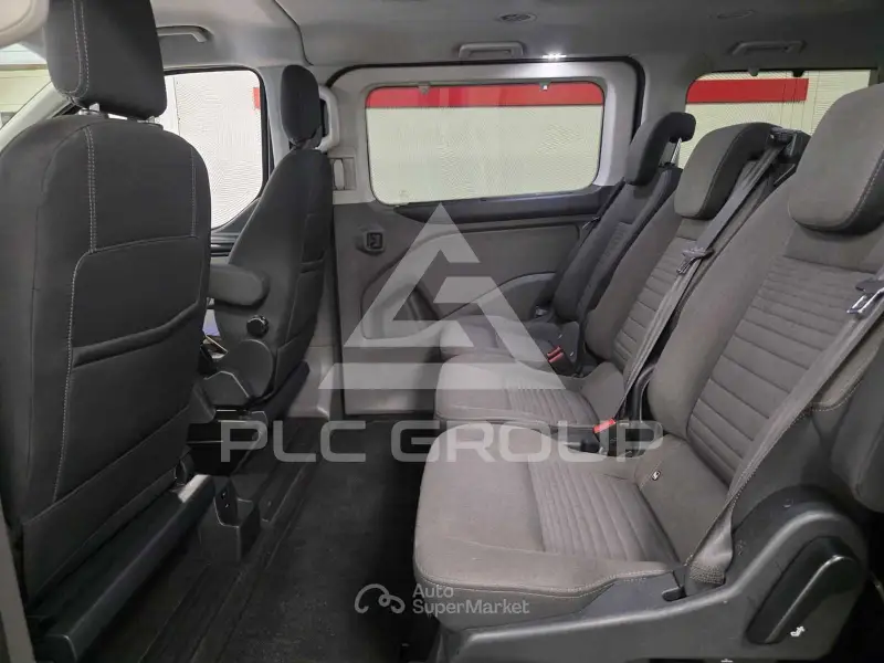 2019 Ford Tourneo