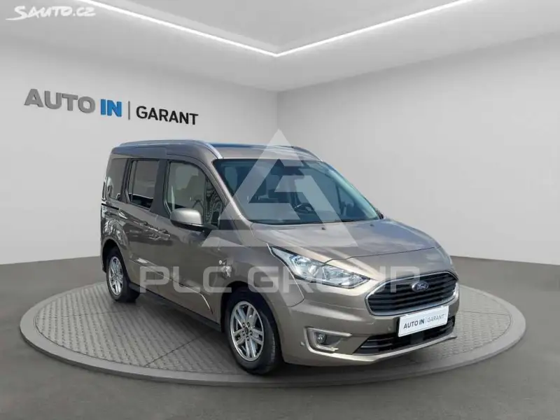 2019 Ford Tourneo