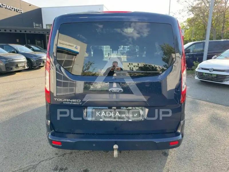 2019 Ford Tourneo