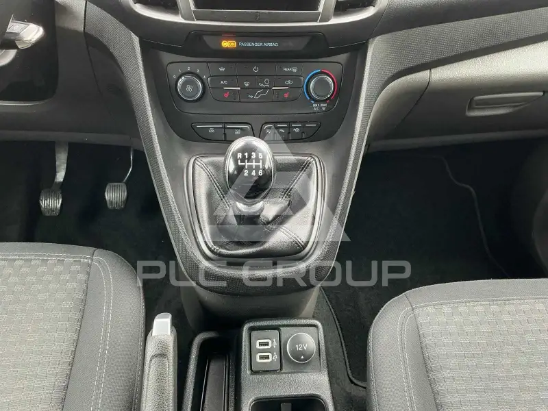 2019 Ford Tourneo