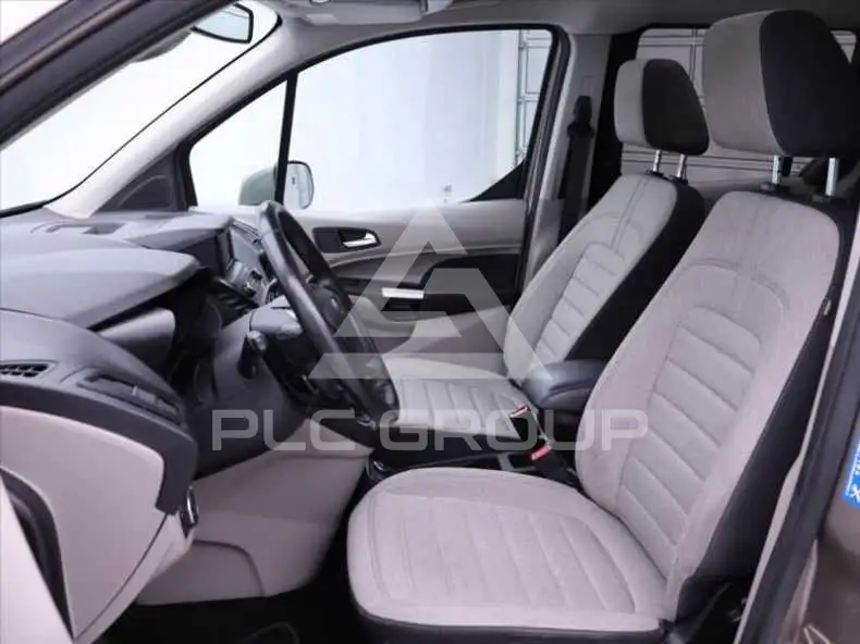 2019 Ford Tourneo
