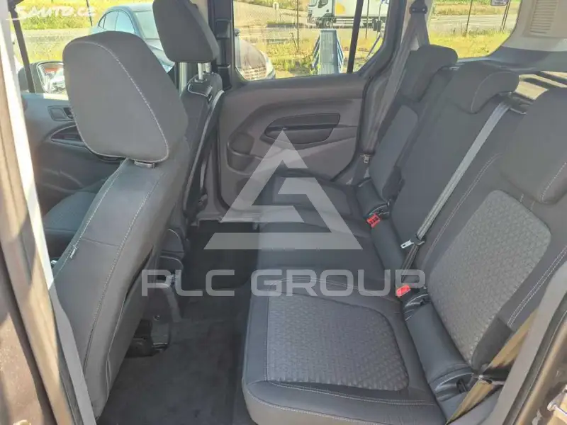 2019 Ford Tourneo