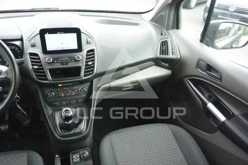 2019 Ford Tourneo