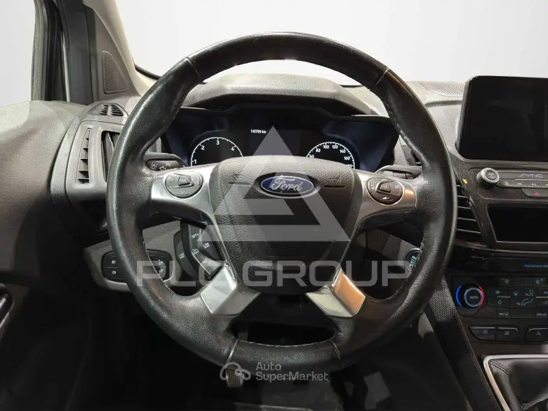 2019 Ford Tourneo