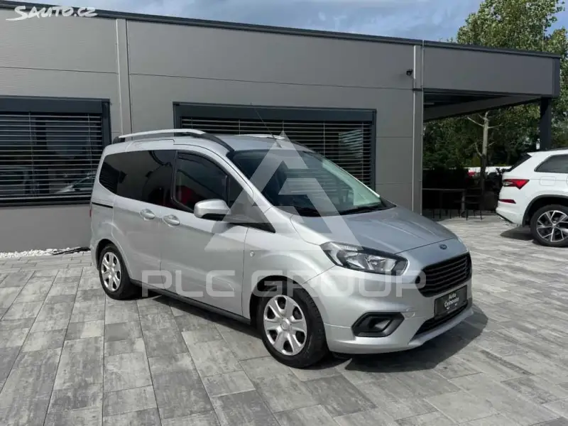 2019 Ford Tourneo