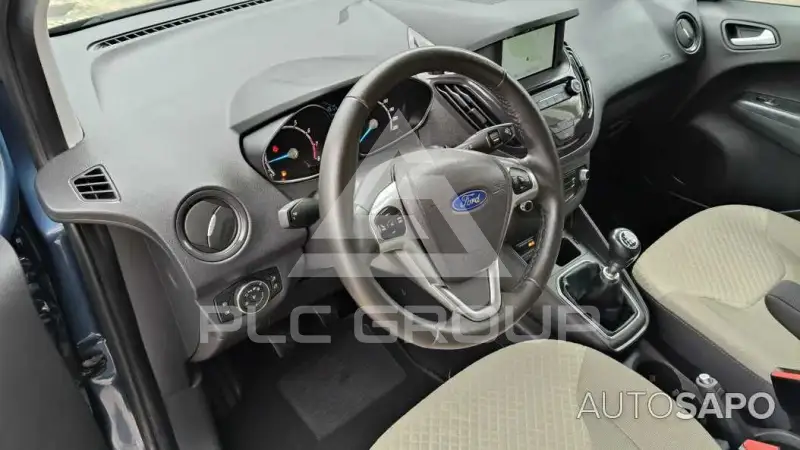2019 Ford Tourneo