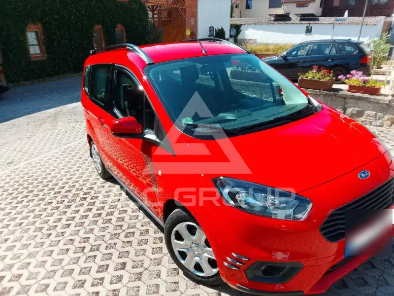 2019 Ford Tourneo