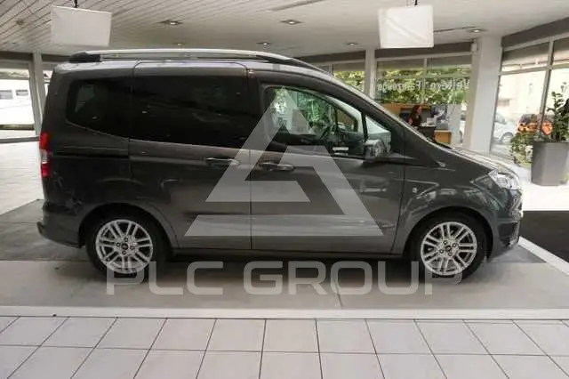 2019 Ford Tourneo