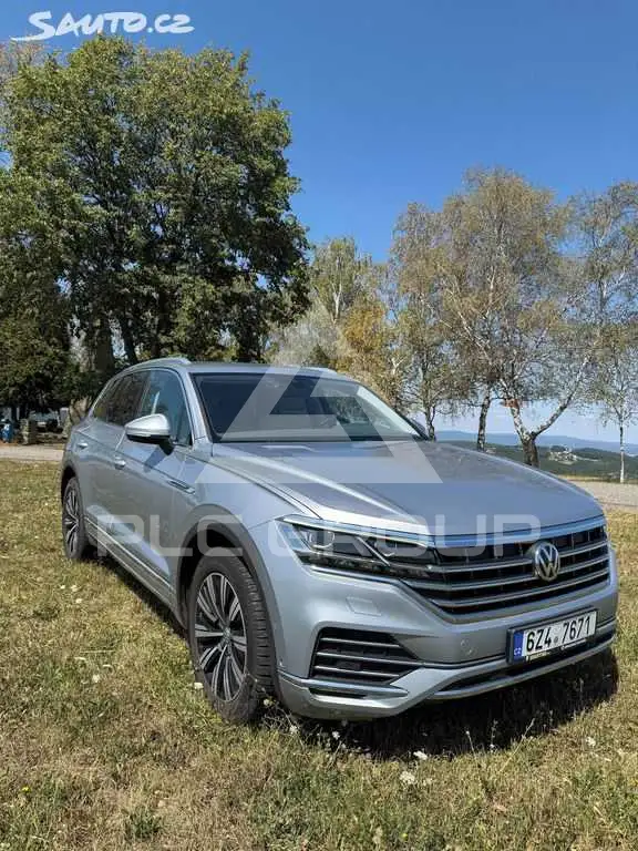 2019 Volkswagen Touareg