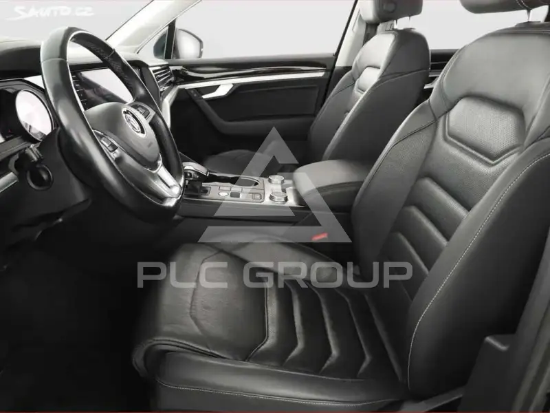 2019 Volkswagen Touareg