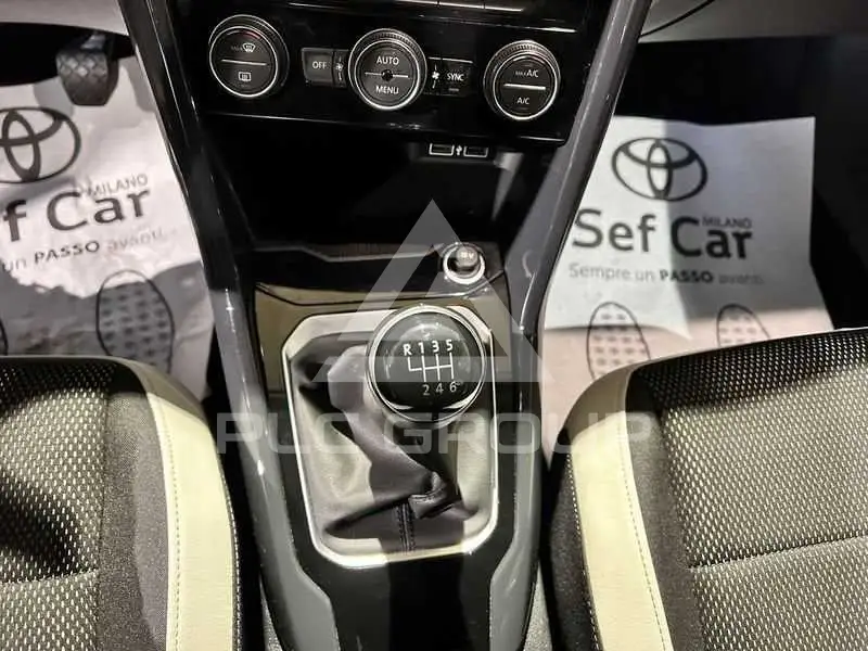 2019 Volkswagen T-Roc