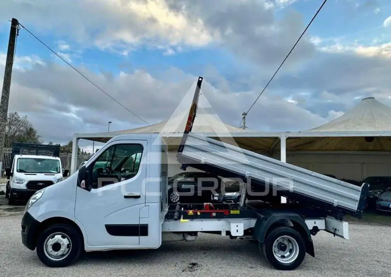 2019 Renault Master