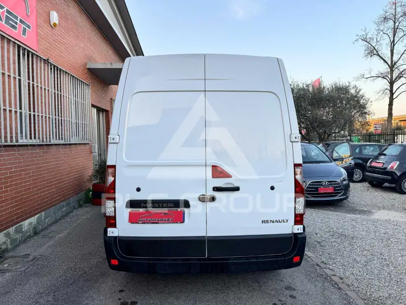 2019 Renault Master