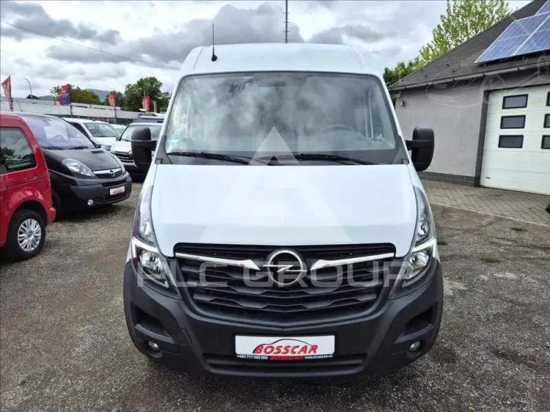 2019 Opel Movano