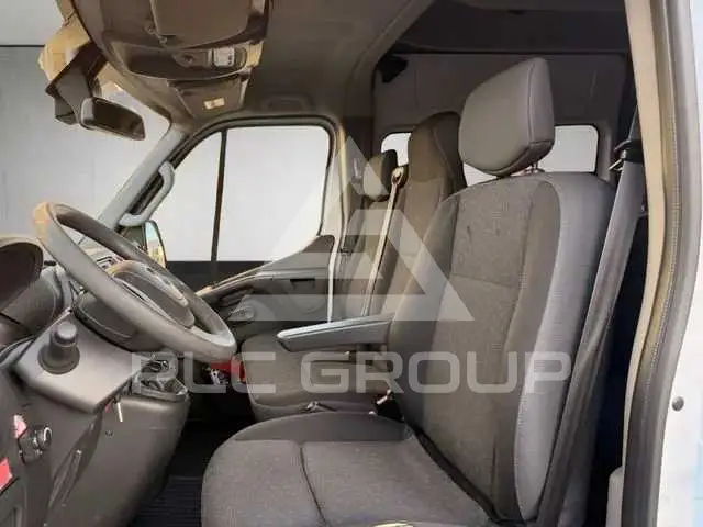 2019 Opel Movano