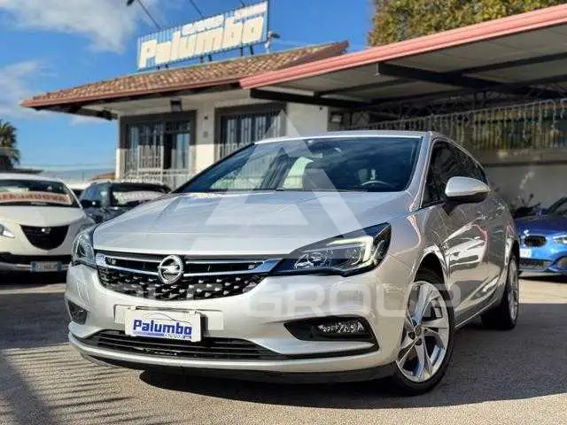 2019 Opel Astra