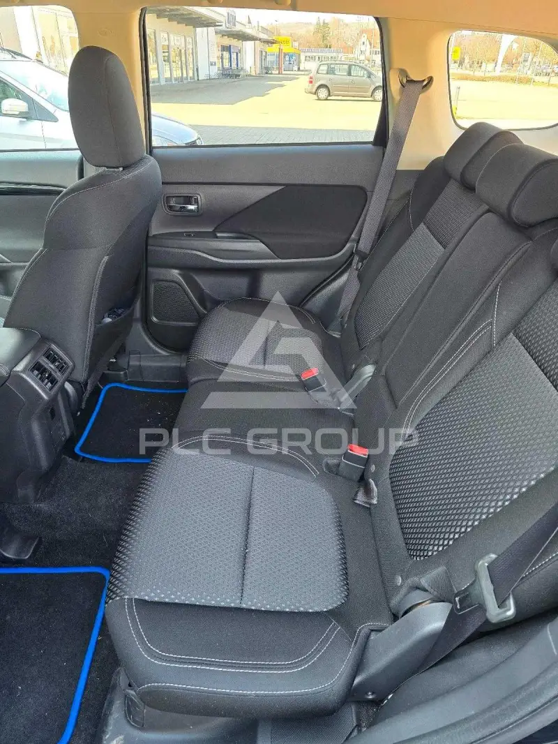 2020 Mitsubishi OUTLANDER
