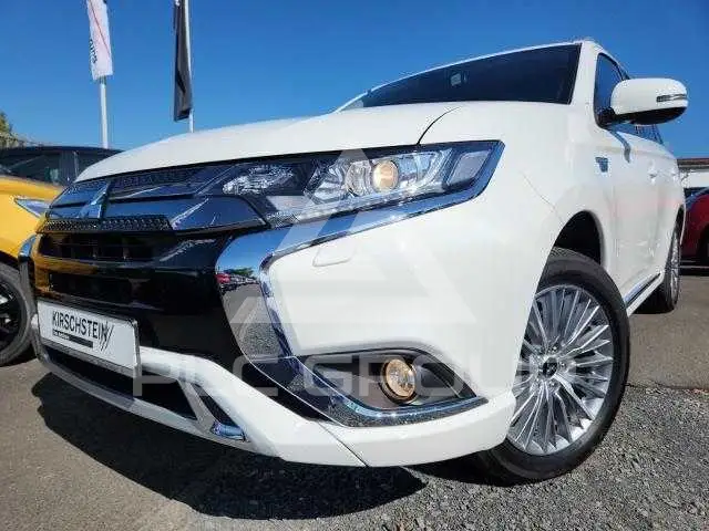 2020 Mitsubishi OUTLANDER