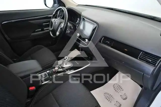 2020 Mitsubishi OUTLANDER