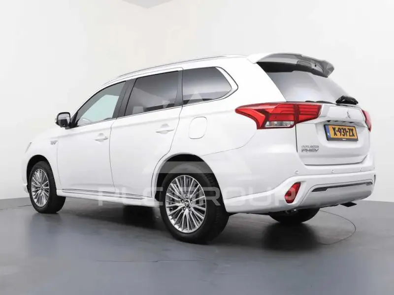 2020 Mitsubishi OUTLANDER