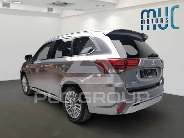 2020 Mitsubishi OUTLANDER