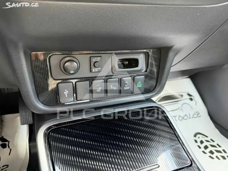 2020 Mitsubishi OUTLANDER