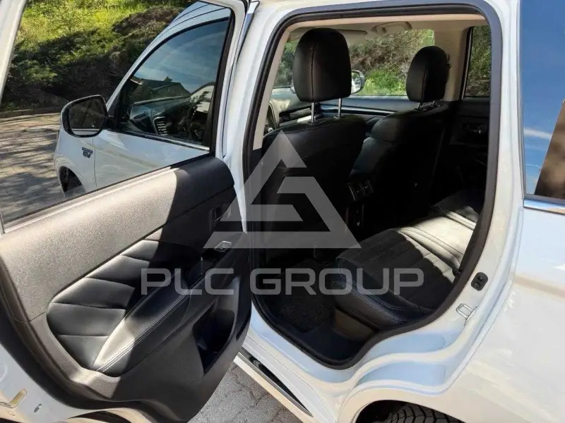 2020 Mitsubishi OUTLANDER
