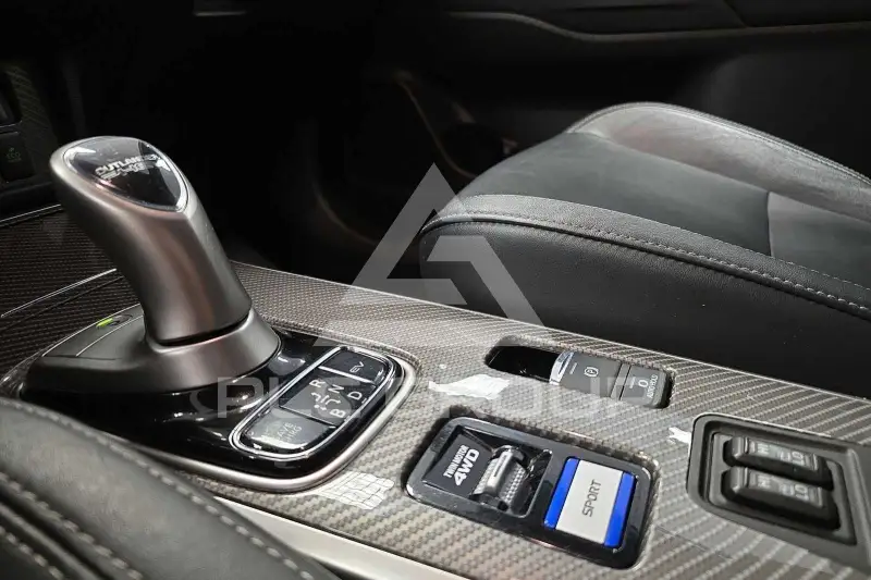 2020 Mitsubishi OUTLANDER