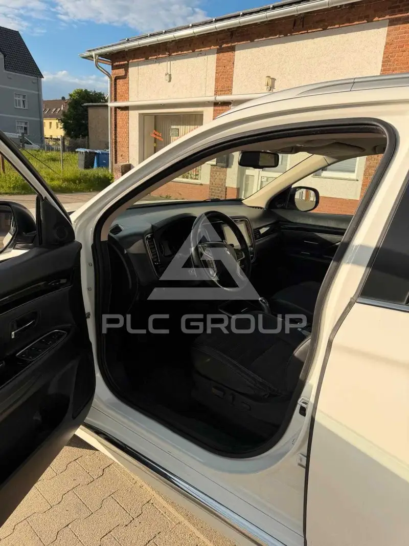 2020 Mitsubishi OUTLANDER