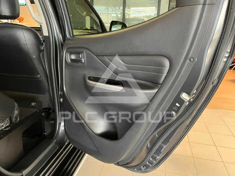 2020 Mitsubishi L200