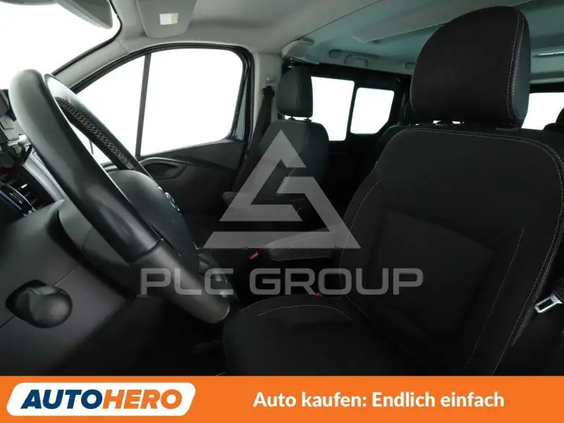 2020 Nissan NV 300
