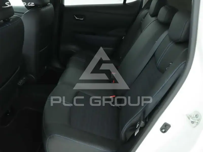2020 Nissan LEAF