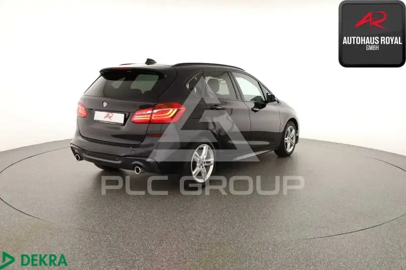 2020 BMW 218