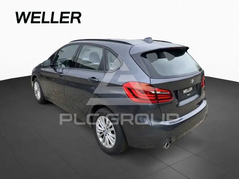 2020 BMW 218