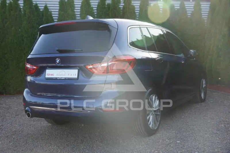 2020 BMW 218