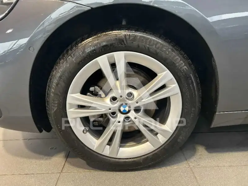 2020 BMW 218